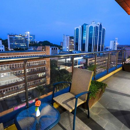 Kampala Boulevard Suites Exterior foto
